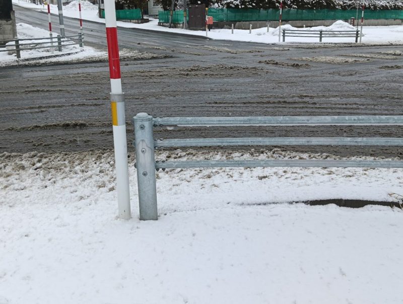 シャーベット状の車道の画像です